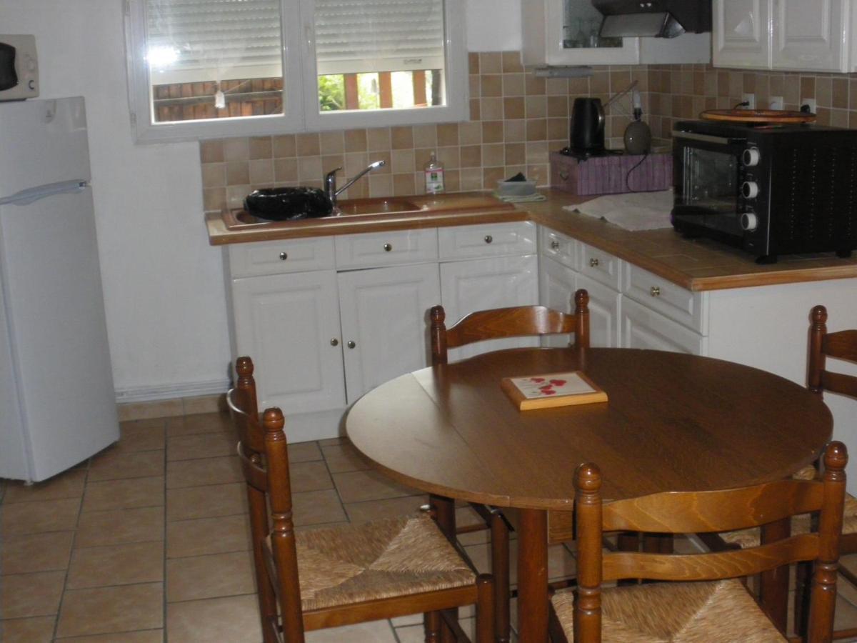 Les Coquillettes Bed & Breakfast เอคโมวิลล์ ภายนอก รูปภาพ