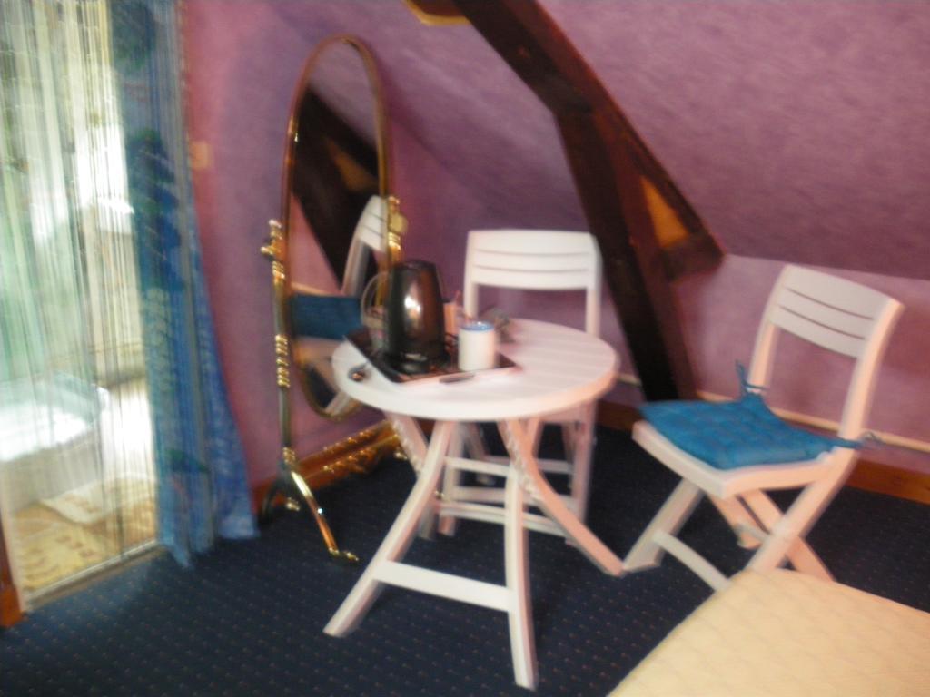 Les Coquillettes Bed & Breakfast เอคโมวิลล์ ภายนอก รูปภาพ