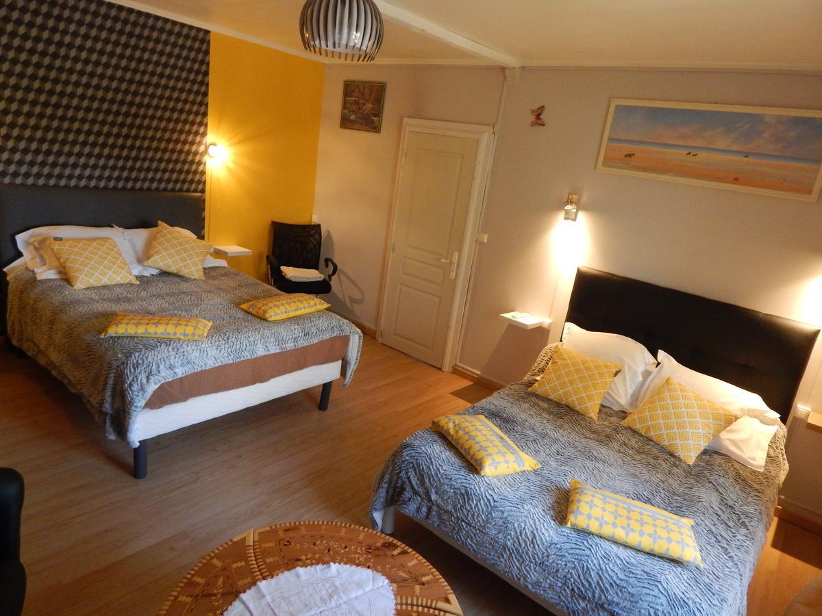 Les Coquillettes Bed & Breakfast เอคโมวิลล์ ภายนอก รูปภาพ